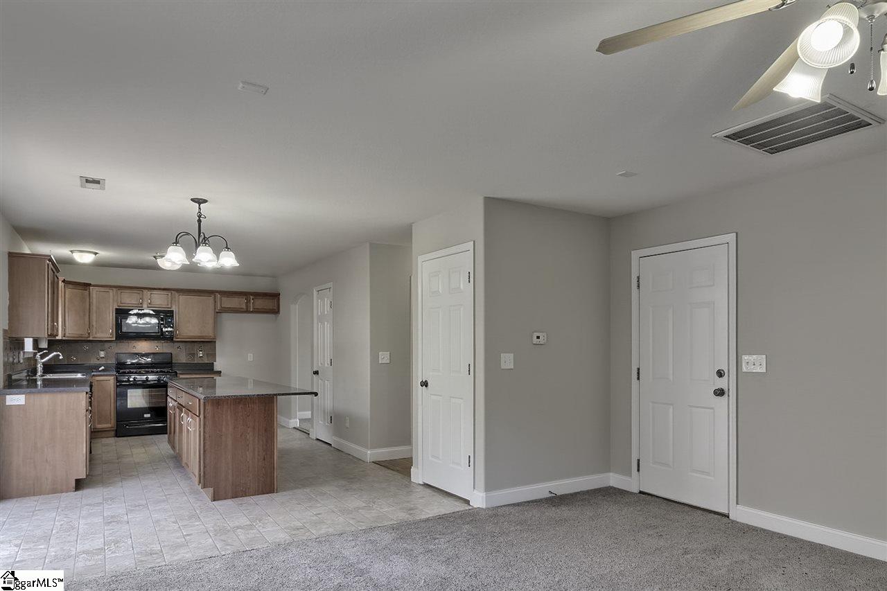 45 Tigris Way Greenville, SC 29607 - Photo 6 of 33 Gallery Image 6