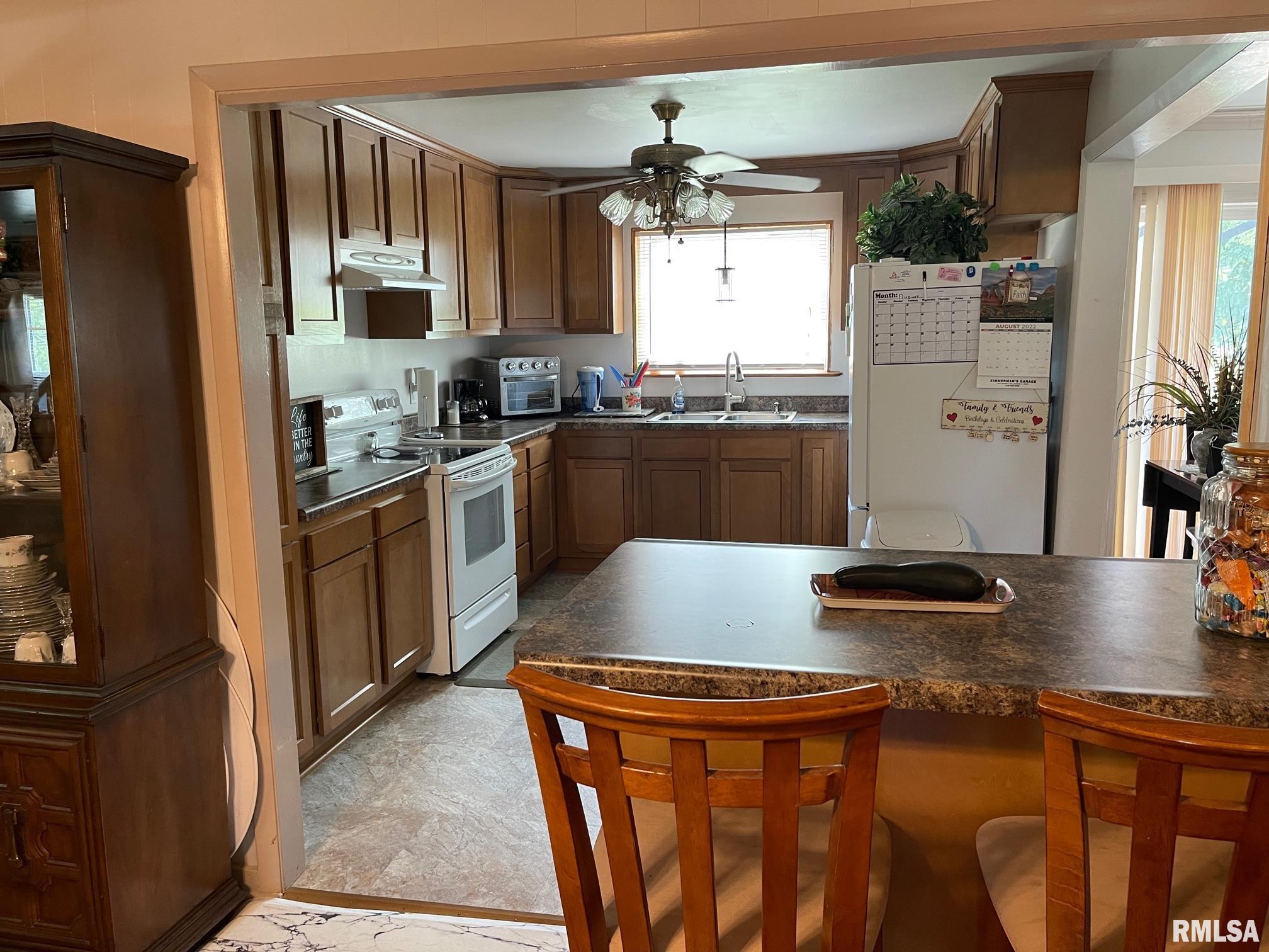 7827 Hill City Road Benton, IL 62812 - Photo 14 of 48 Gallery Image 14