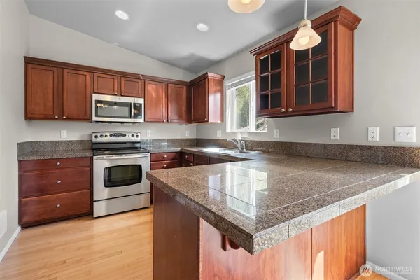 $359,950 | 4359 Roxanna Loop Southeast, Lacey, WA 98503