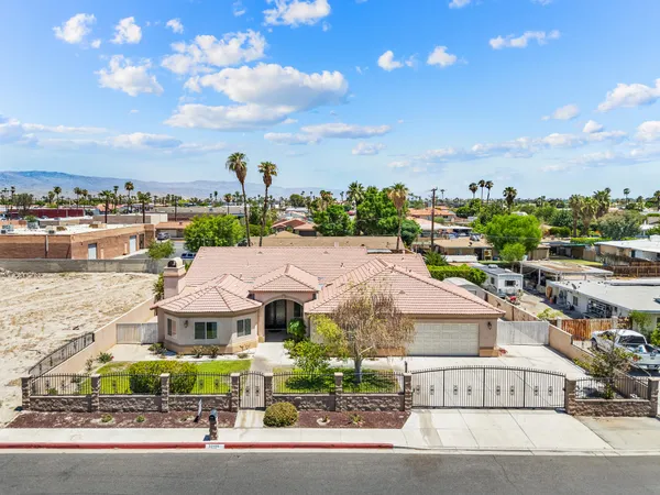 $779,000 | 32100 Whispering Palms Trail, Cathedral City, CA 92234