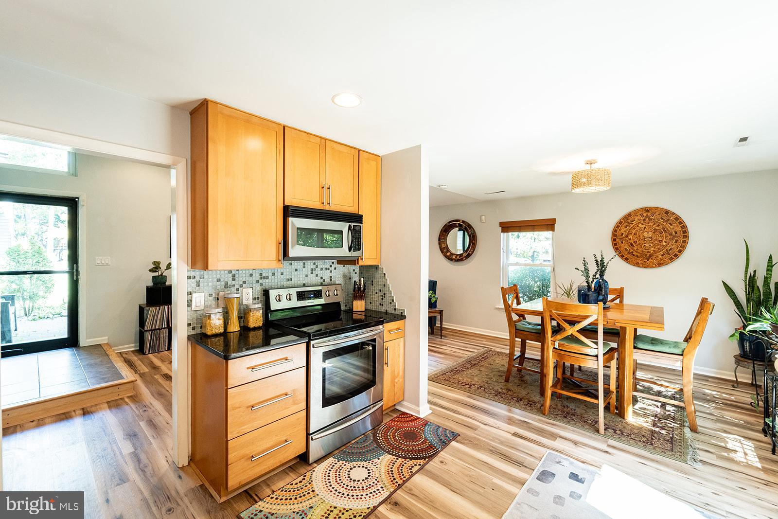 1017 Timber Creek Drive Annapolis, MD 21403 - Photo 8 of 33 Kitchen with Stainless Steel Appliances