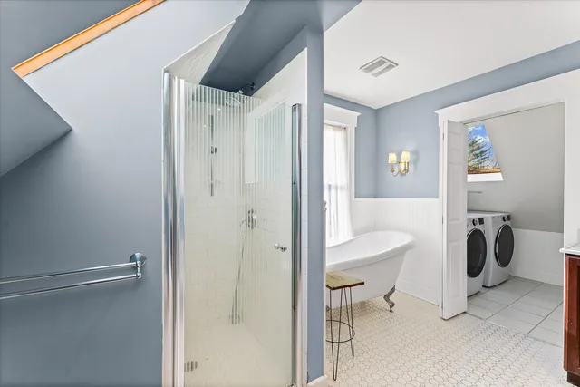 $305,000 | 407 West High Street, Urbana, IL 61801