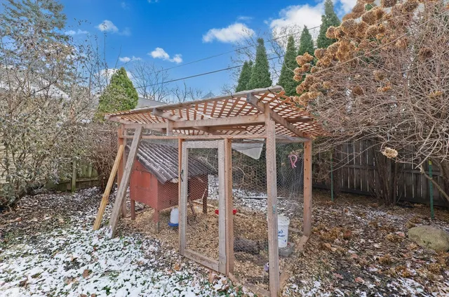 $305,000 | 407 West High Street, Urbana, IL 61801