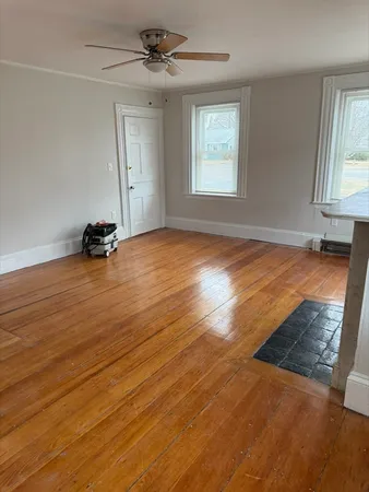 $1,775 | 168 Wales Street, Unit 1, Abington, MA 02351