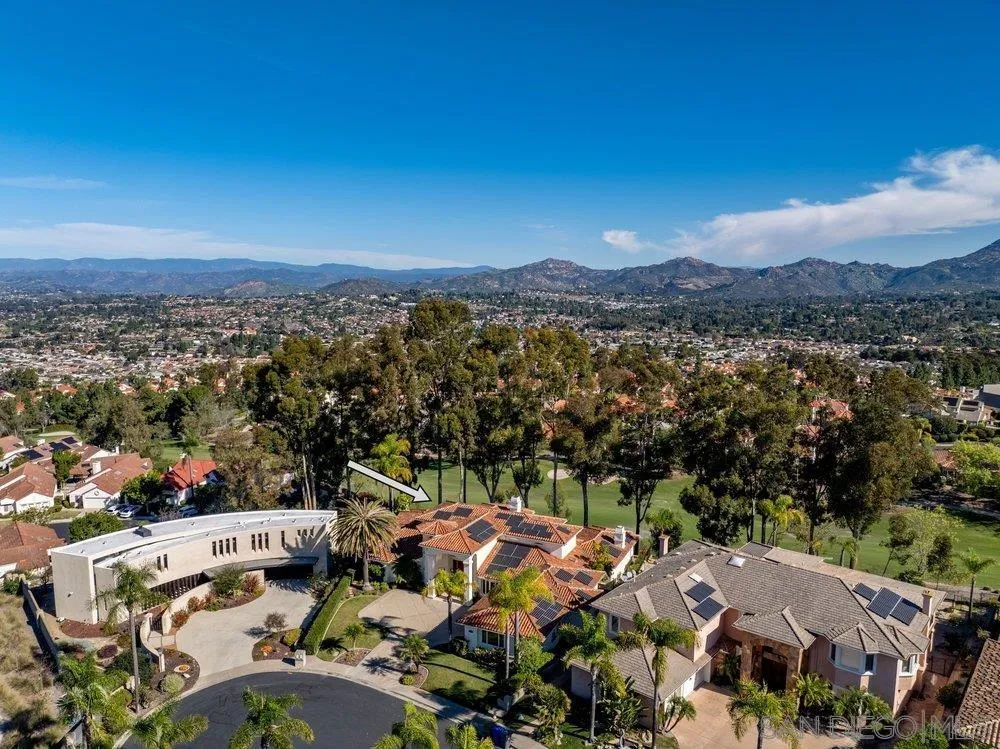 12131 View Pointe Row San Diego, CA 92128 - Photo 2 of 34