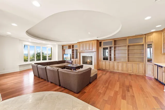 $2,880,000 | 12131 View Pointe Row, San Diego, CA 92128