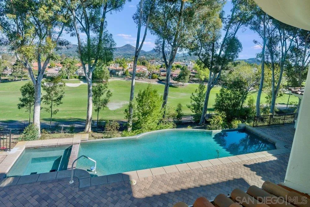 12131 View Pointe Row San Diego, CA 92128 - Photo 33 of 34