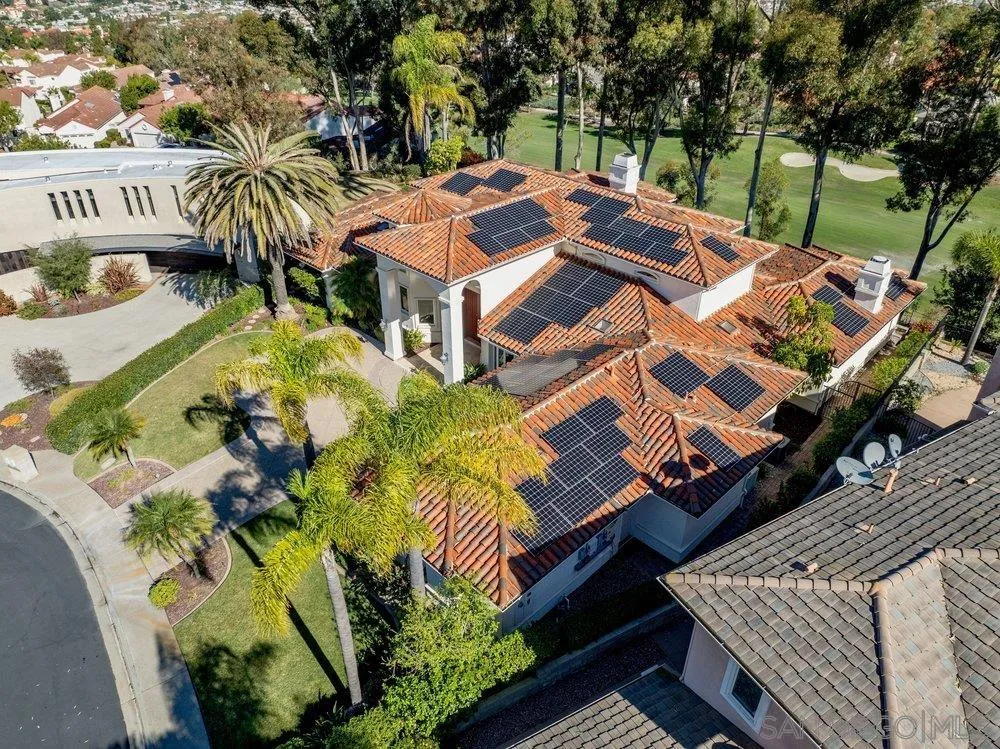 12131 View Pointe Row San Diego, CA 92128 - Photo 6 of 34