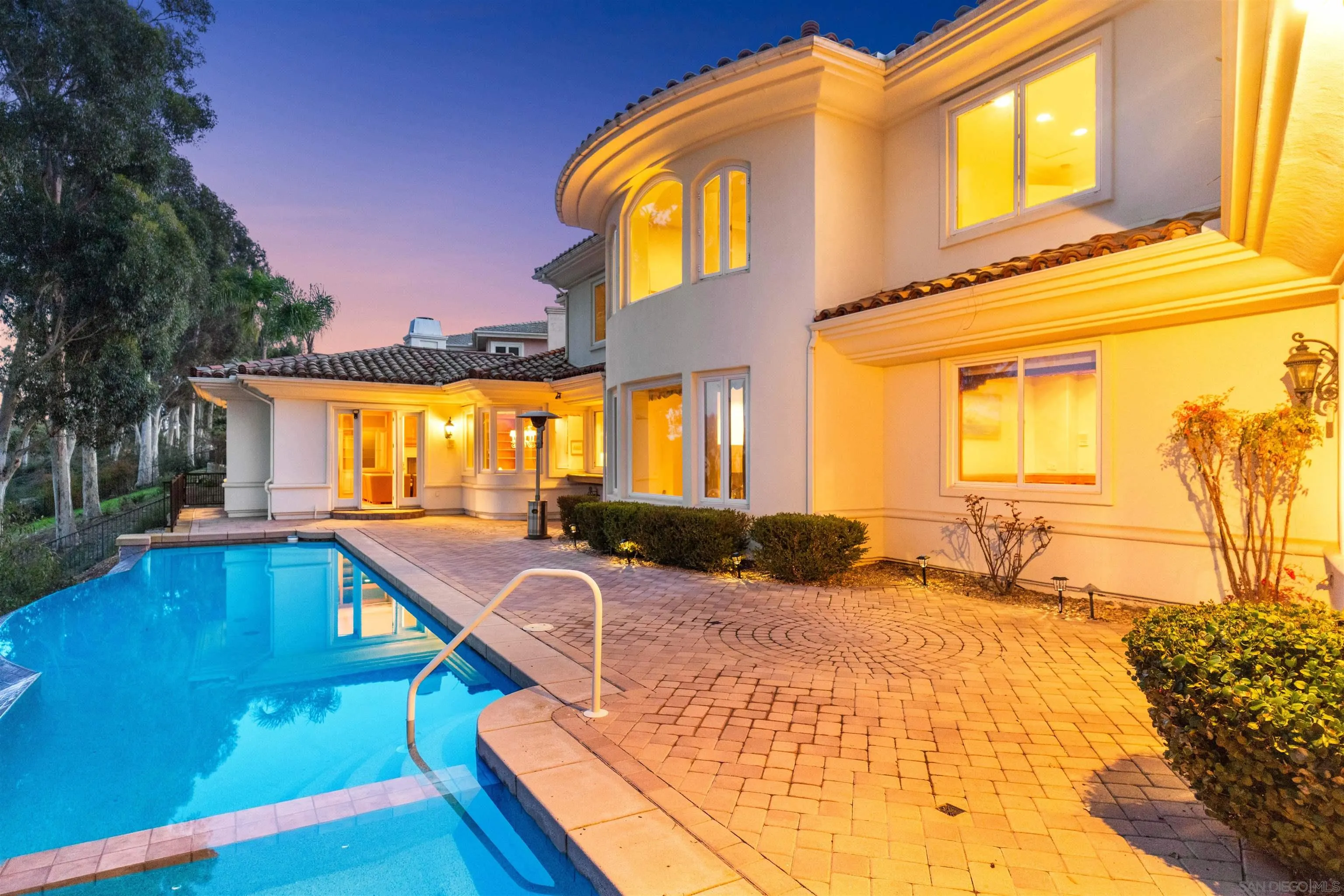 12131 View Pointe Row San Diego, CA 92128 - Photo 6 of 56