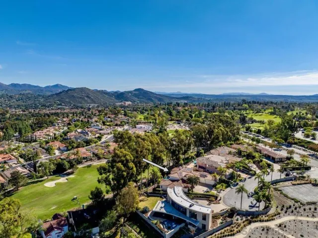 $2,880,000 | 12131 View Pointe Row, San Diego, CA 92128