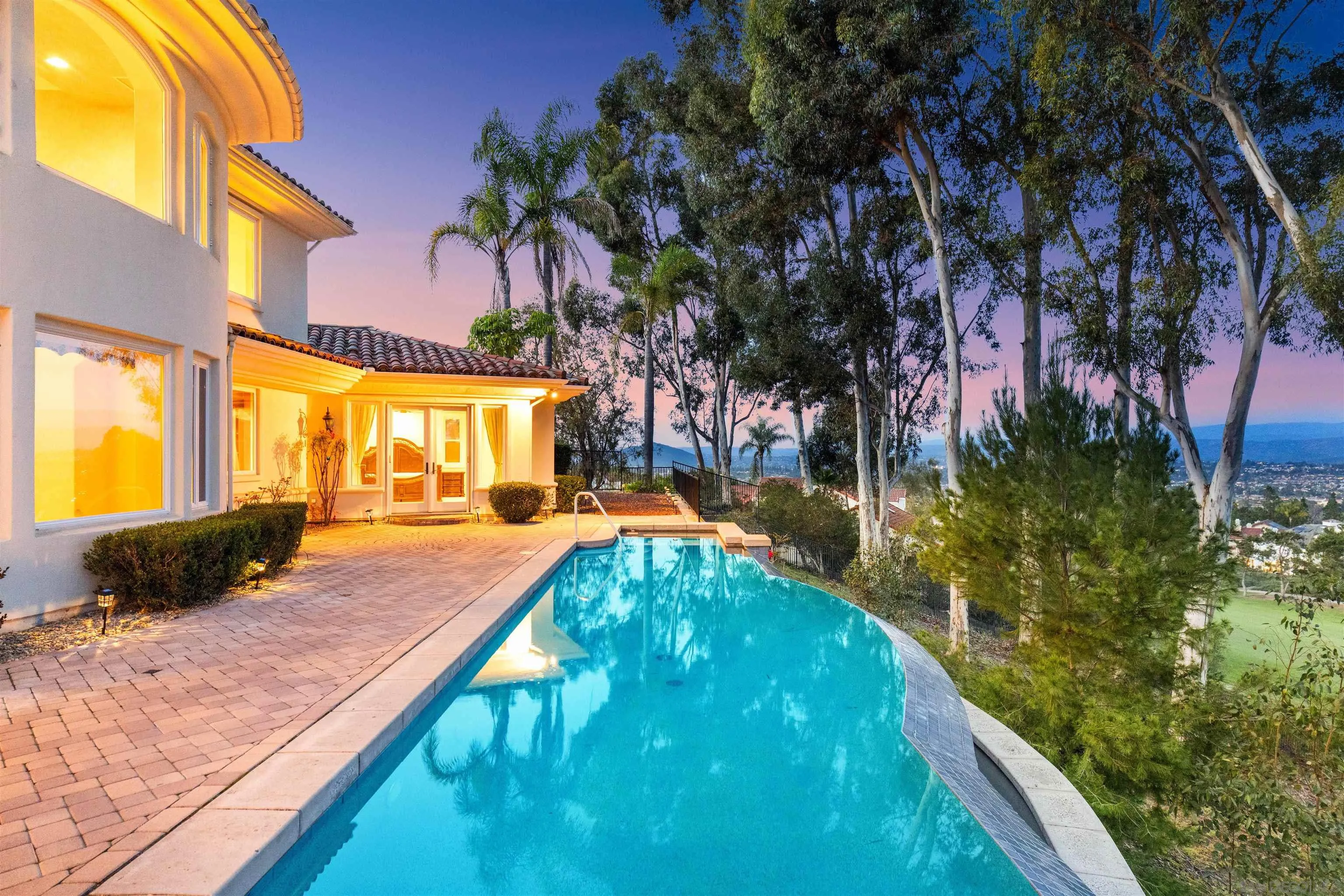 12131 View Pointe Row San Diego, CA 92128 - Photo 9 of 56