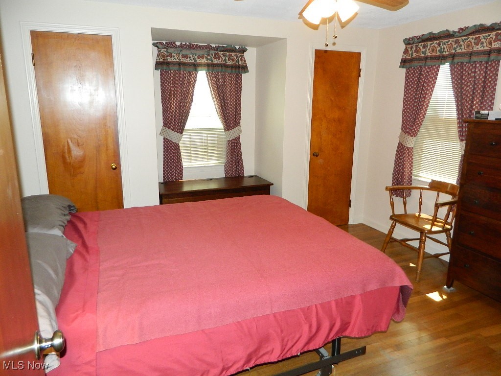 9170 Cedar Road Chesterland, OH 44026 - Photo 12 of 29 First Floor - Front Bedroom