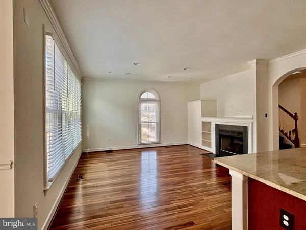 $949,900 | Crestfield Drive, Rockville, MD 20850