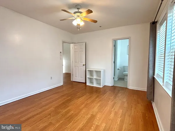 $949,900 | Crestfield Drive, Rockville, MD 20850