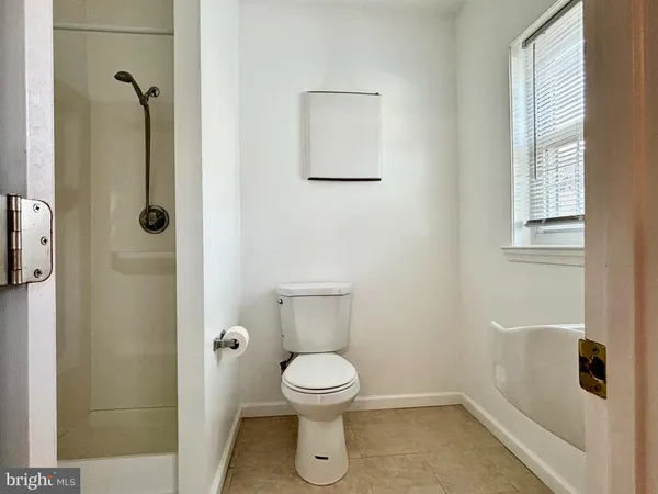 $949,900 | Crestfield Drive, Rockville, MD 20850