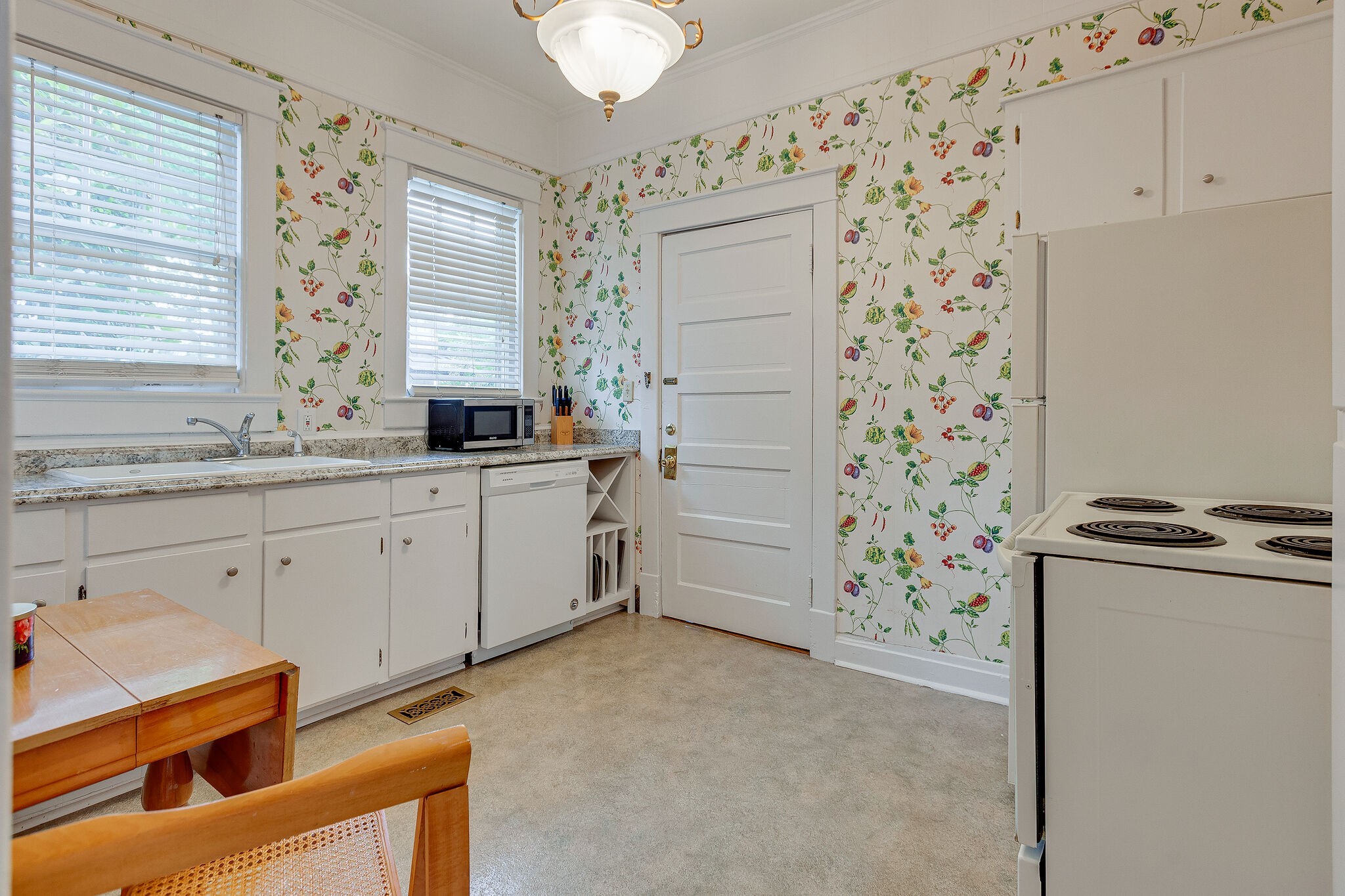 210 5th Avenue South, Unit 2 Franklin, TN 37064 - Photo 13 of 21 a kitchen with stainless steel appliances a stove a sink and a refrigerator