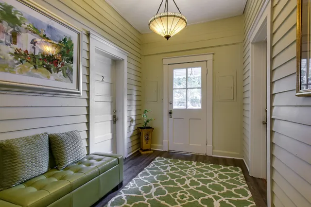 $1,700 | 210 5th Avenue South, Unit 2, Franklin, TN 37064