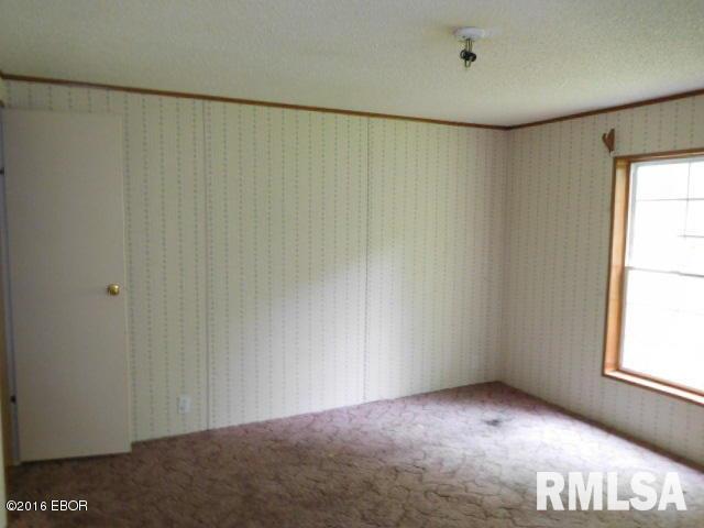 3839 North Thompsonville Road Thompsonville, IL 62890 - Photo 12 of 14 Gallery Image 12