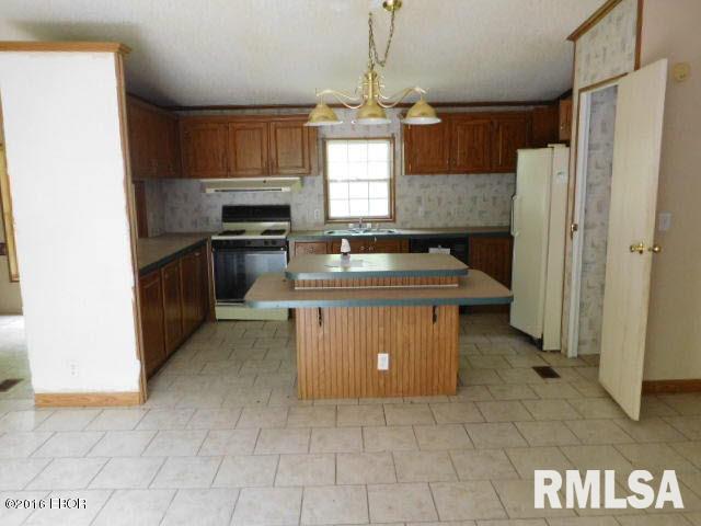 3839 North Thompsonville Road Thompsonville, IL 62890 - Photo 4 of 14 Gallery Image 4
