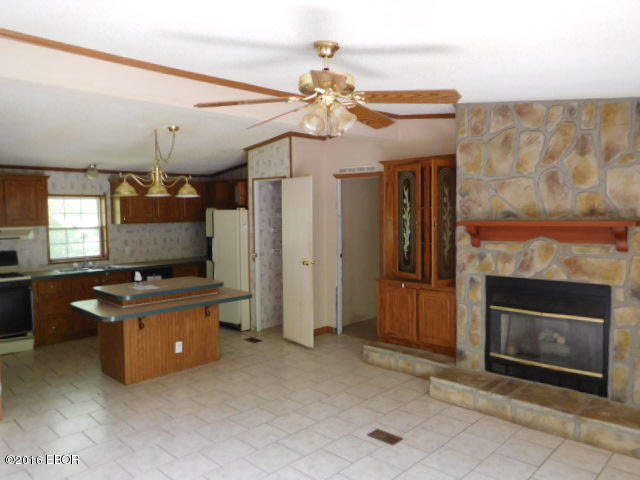 3839 North Thompsonville Road Thompsonville, IL 62890 - Photo 6 of 14 Gallery Image 6
