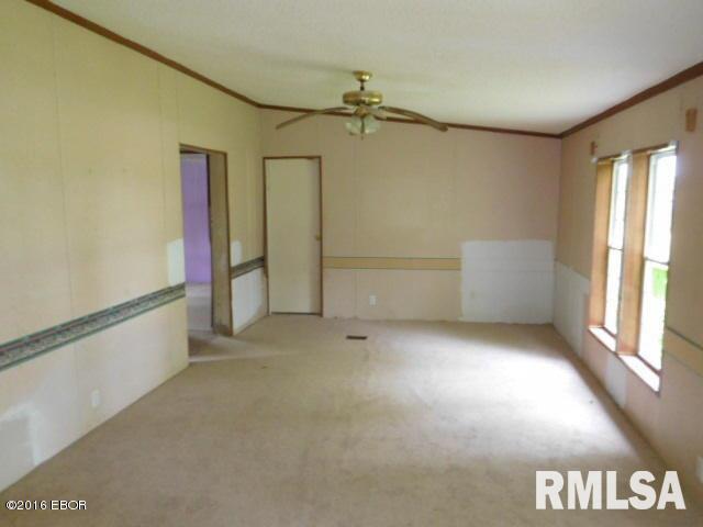 3839 North Thompsonville Road Thompsonville, IL 62890 - Photo 9 of 14 Gallery Image 9