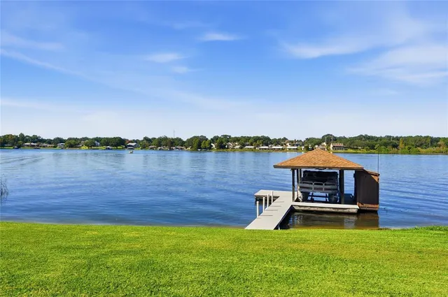 a picture of a living room