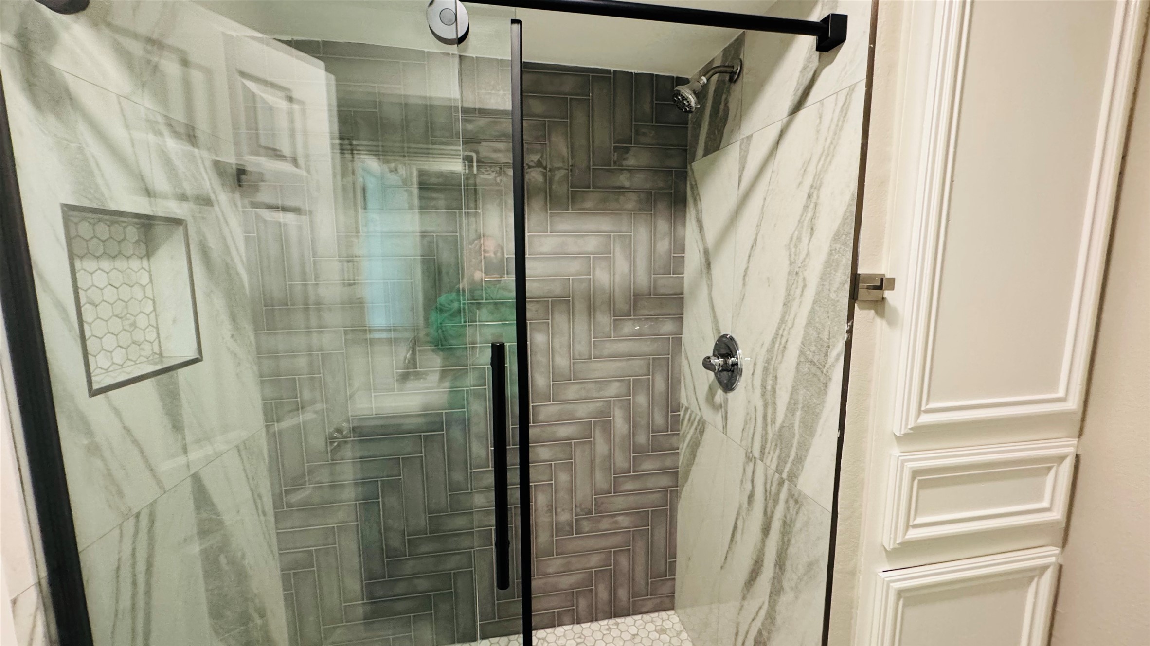 1434 County Road 878A Sweeny, TX 77480 - Photo 25 of 36 a bathroom with a glass shower door