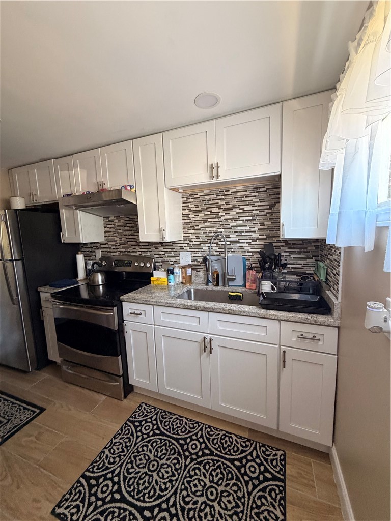 58 Surf Avenue Warwick, RI 02889 - Photo 10 of 25