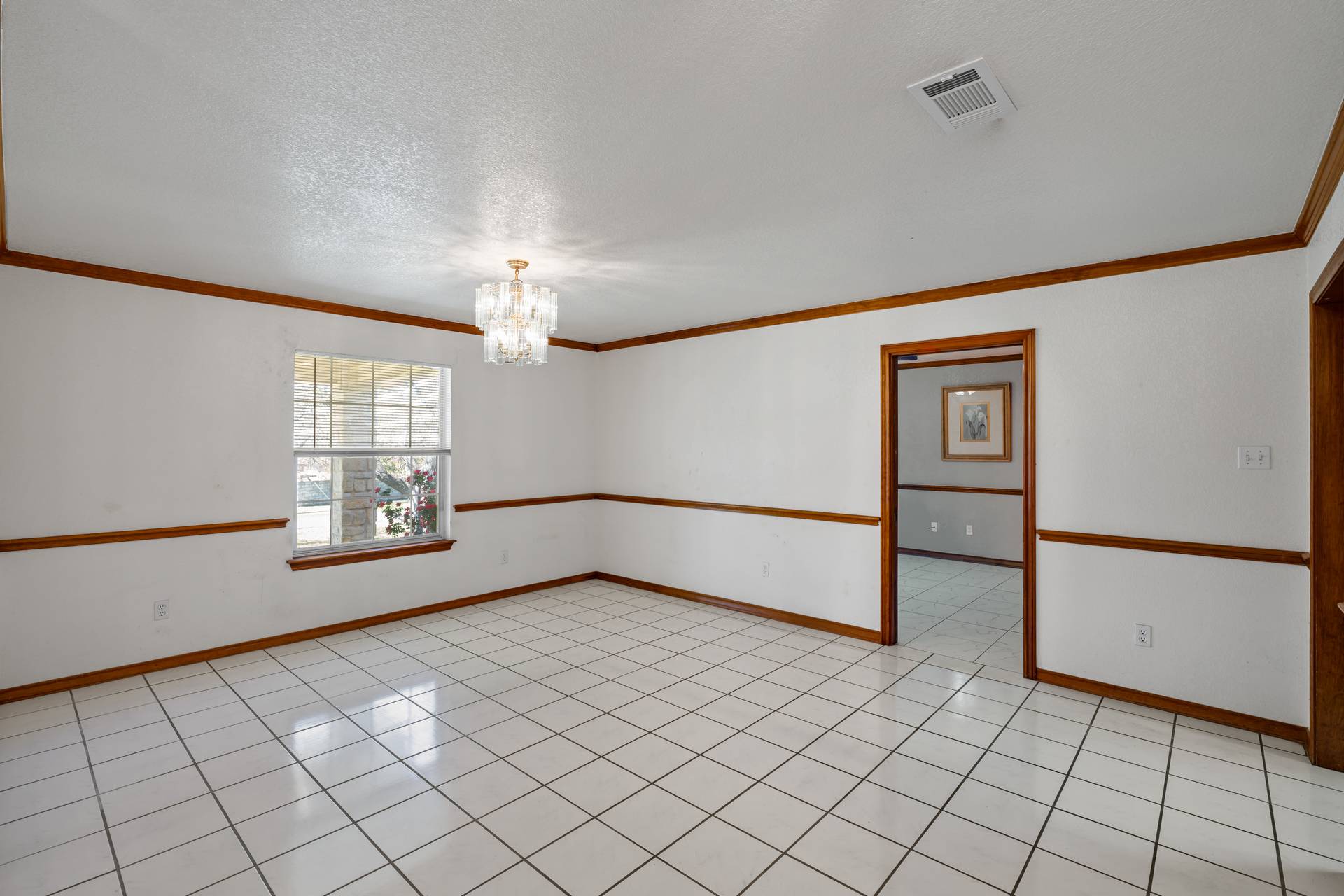101 Oak Ridge Circle Georgetown, TX 78628 - Photo 12 of 35
