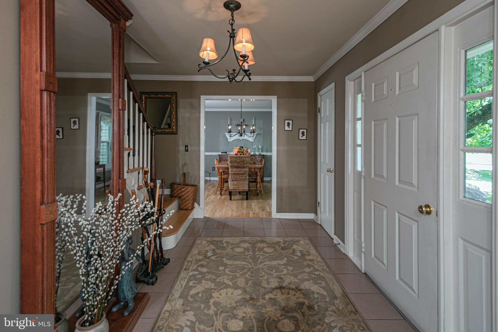 8 North Riding Drive Pennington, NJ 08534 - Photo 5 of 40 Gallery Image 5