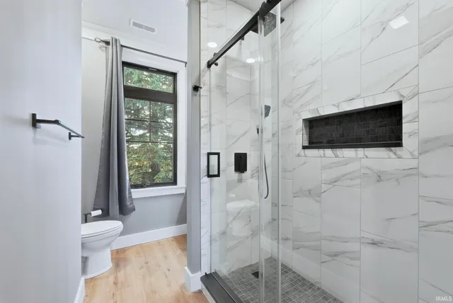 $545,000 | 2713 County Road 60, Auburn, IN 46706