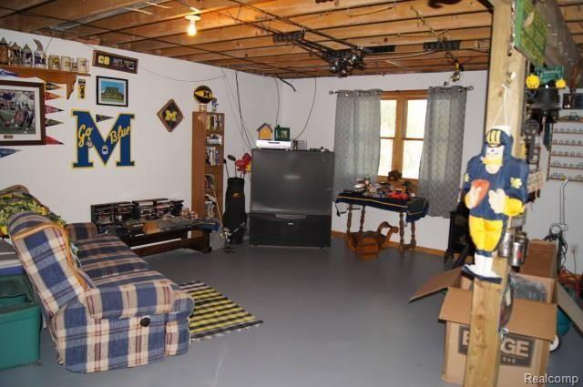 5533 Jones Road North Branch, MI 48461 - Photo 19 of 29 DSC02162.JPG