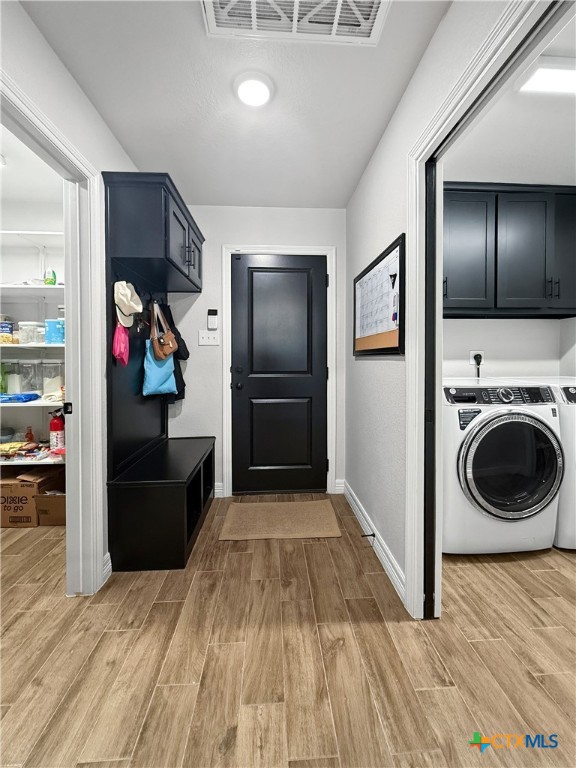 6123 Parma Lane Temple, TX 76502 - Photo 16 of 44 a view of a living room washer and dryer