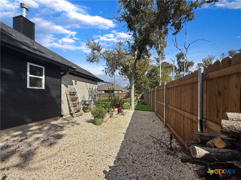 6123 Parma Lane Temple, TX 76502 - Photo 38 of 44 a view of a backyard