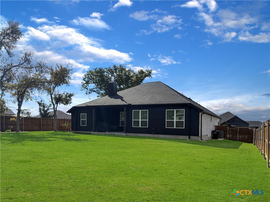 6123 Parma Lane Temple, TX 76502 - Photo 42 of 44 a view of a house with a big yard