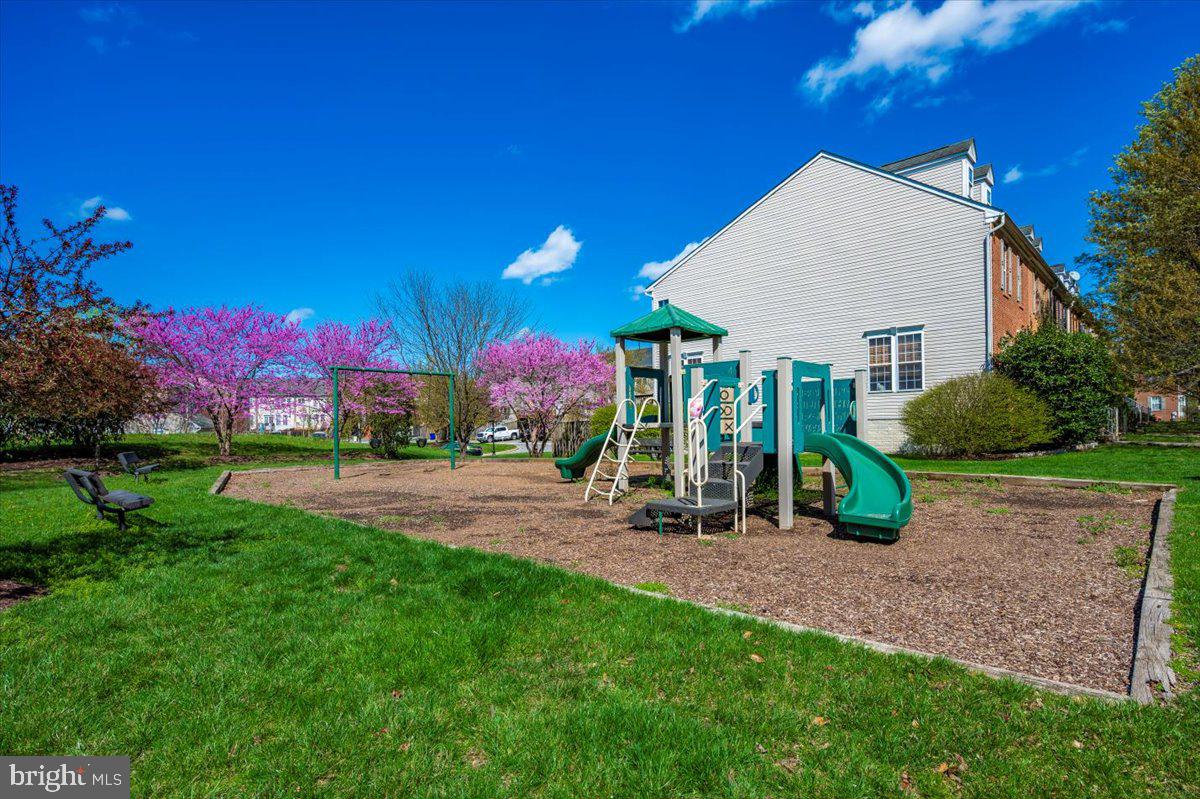 1806 Monocacy View Circle, Unit 41A Frederick, MD 21701 - Photo 54 of 59 a view of a house with backyard porch and sitting area