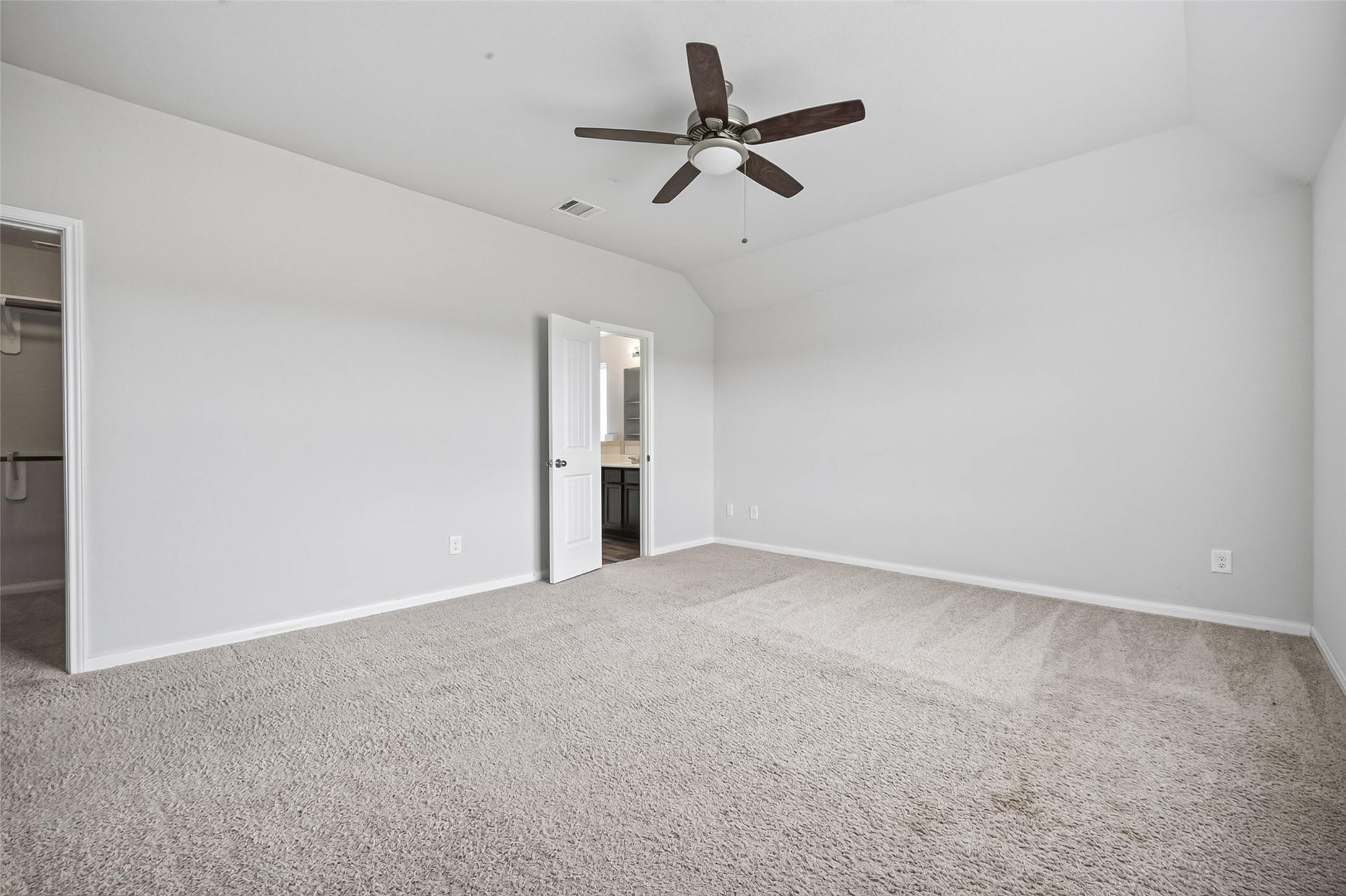 4818 Blue Jacaranda Way Spring, TX 77373 - Photo 18 of 35 Primary suite on 2/F