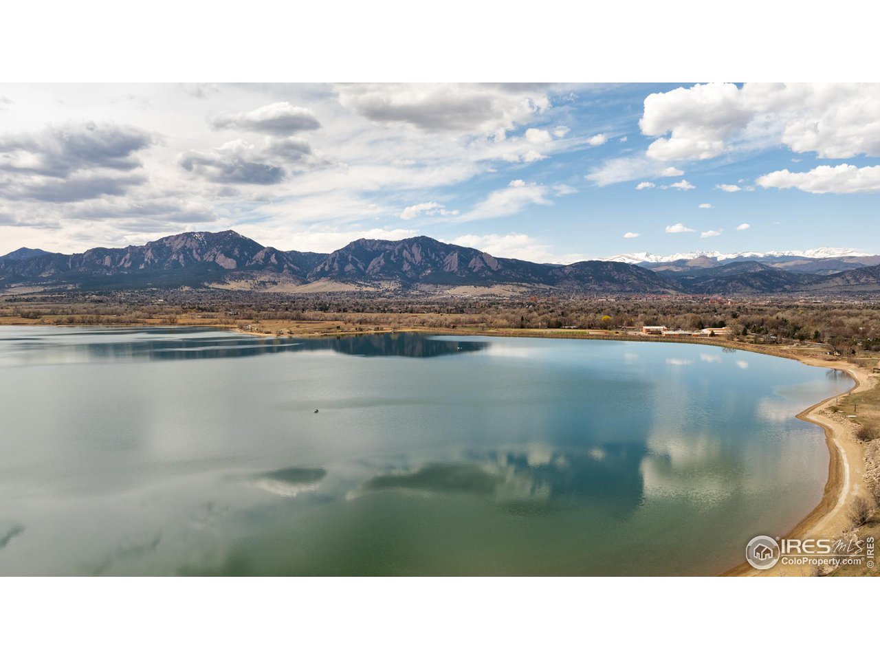 6685 Baseline Road Boulder, CO 80303 - Photo 33 of 38 a black and white photo of a lake