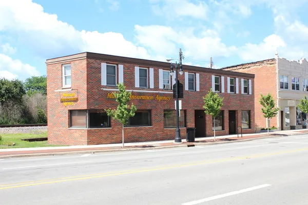 $149,900 | 332-336 East Lincoln Highway, DeKalb, IL 60115