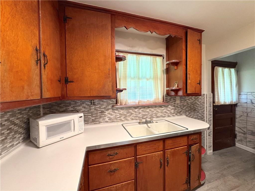 14531 Ridge Road Irwin, PA 15642 - Photo 15 of 22