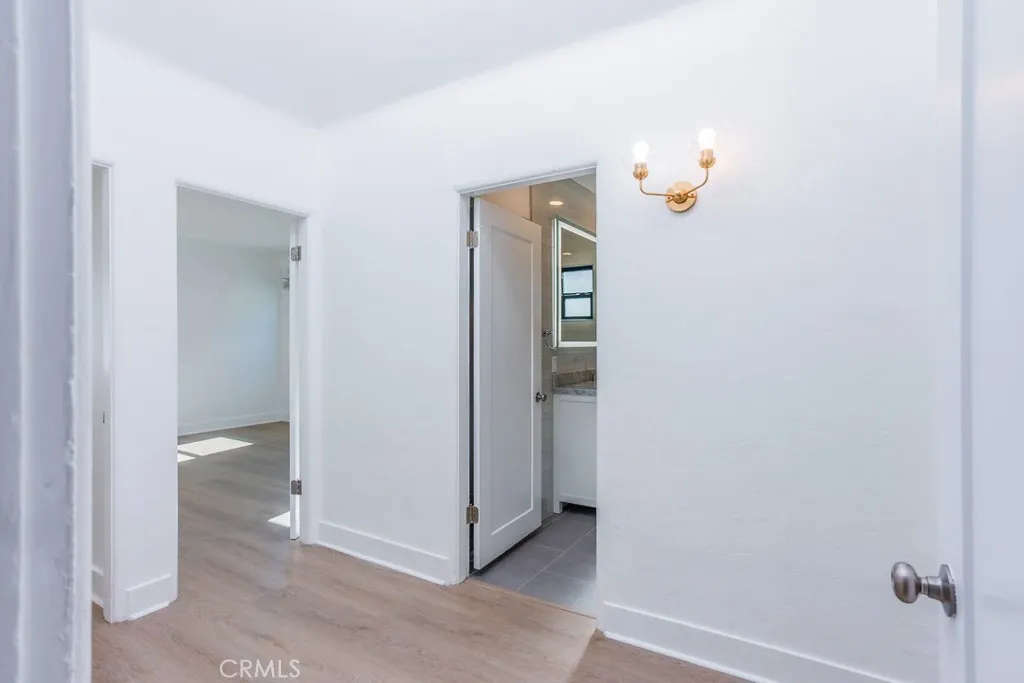 128 South Harper Avenue, Unit 130 Los Angeles, CA 90048 - Photo 26 of 43