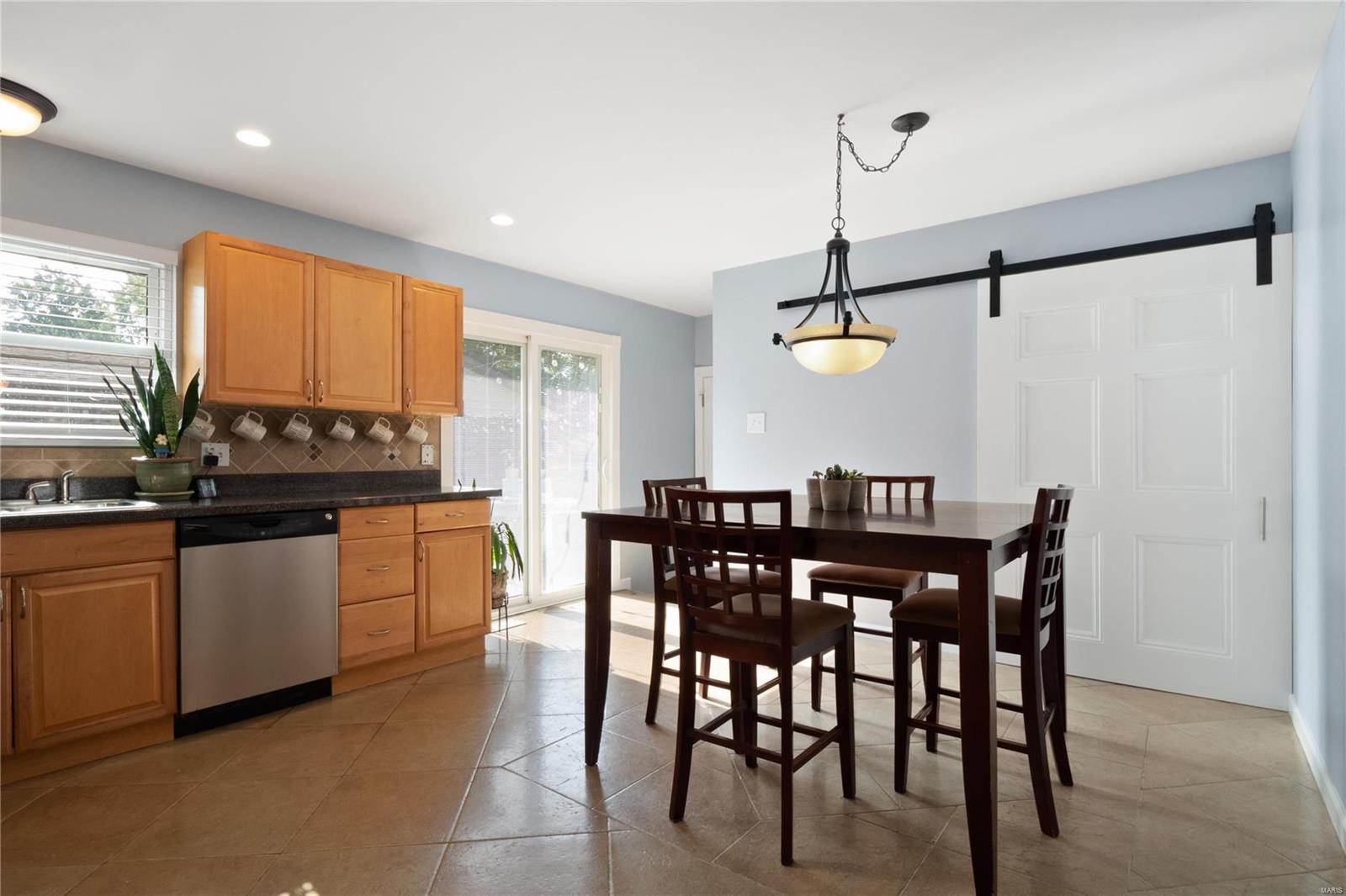 5704 Huntsport Road St. Louis, MO 63129 - Photo 14 of 35