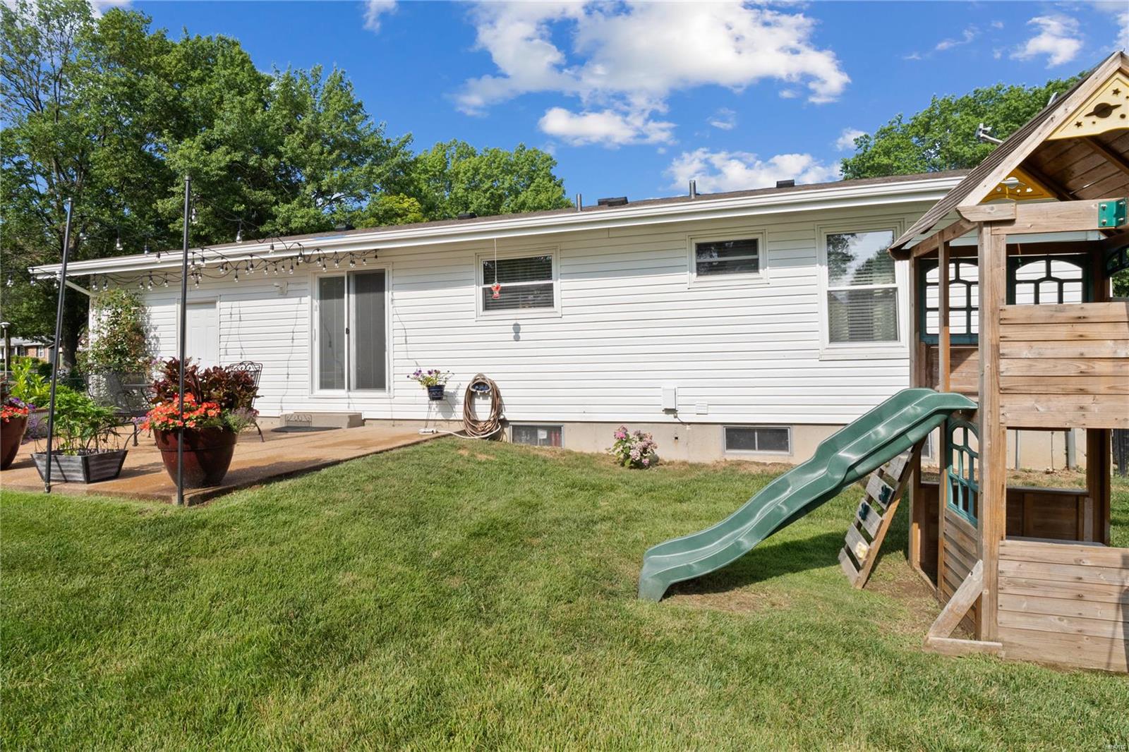 5704 Huntsport Road St. Louis, MO 63129 - Photo 32 of 35