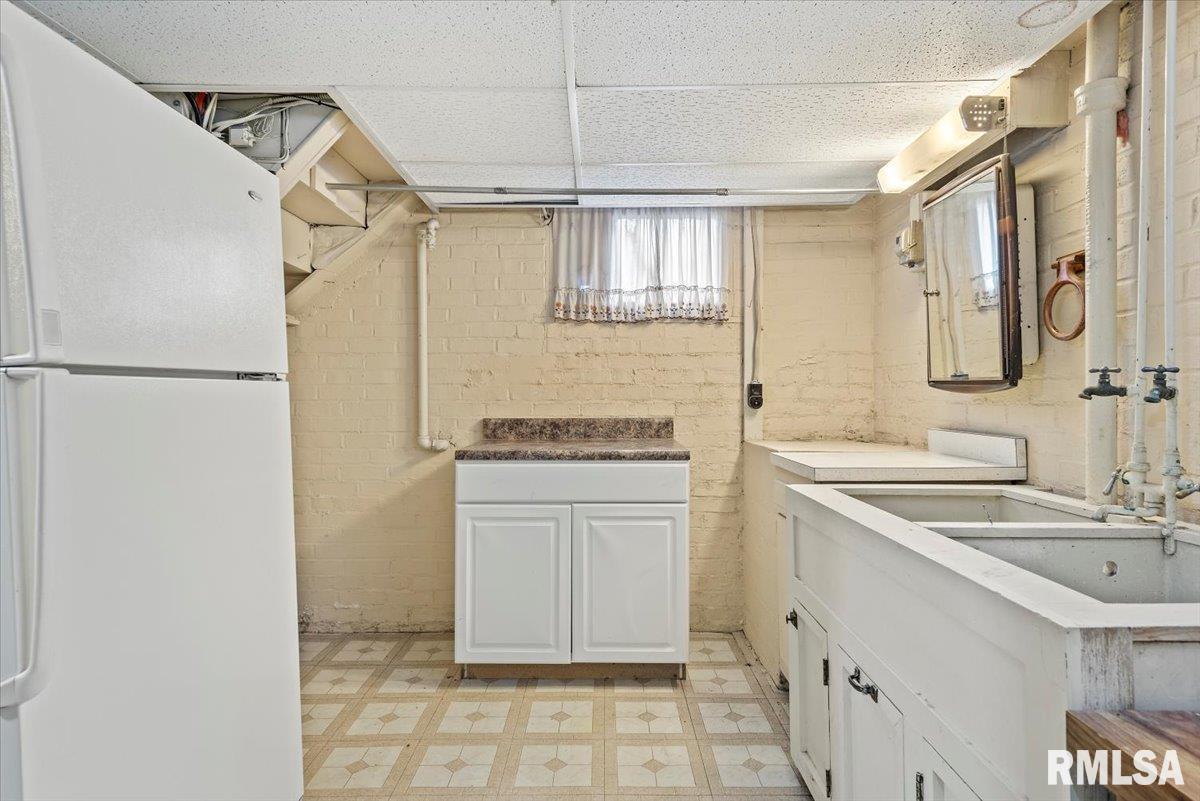 2136 South State Street Springfield, IL 62704 - Photo 25 of 37