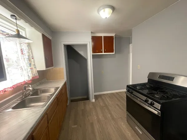 $104,900 | 7387 Minock Street, Detroit, MI 48228