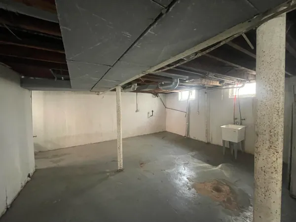 $104,900 | 7387 Minock Street, Detroit, MI 48228