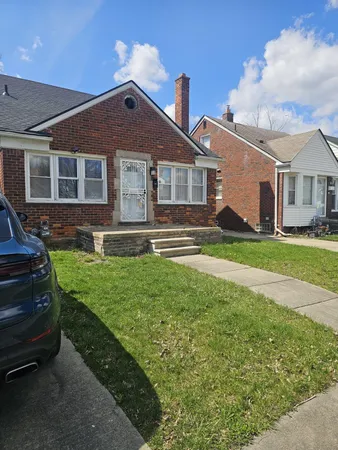$104,900 | 7387 Minock Street, Detroit, MI 48228