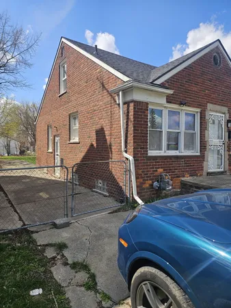 $104,900 | 7387 Minock Street, Detroit, MI 48228