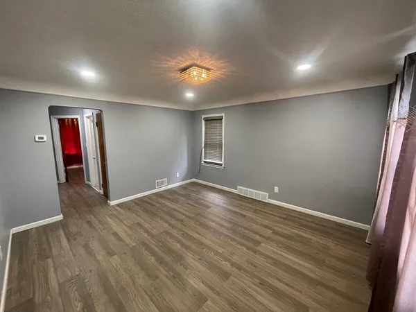 $104,900 | 7387 Minock Street, Detroit, MI 48228