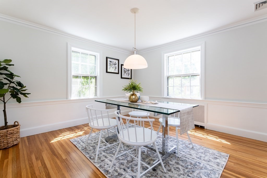 71 Beechwood Road Wellesley, MA 02482 - Photo 8 of 28